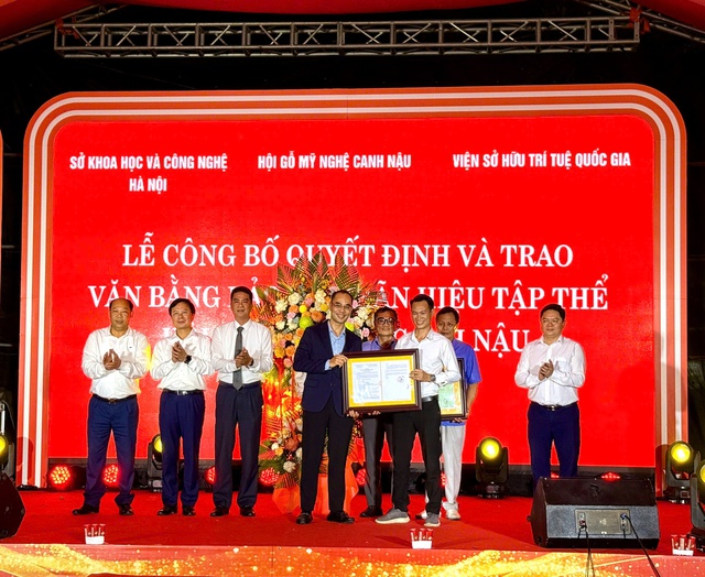 Quảng bá tinh hoa làng nghề gắn với Lễ hội chùa Tây Phương- Ảnh 2.