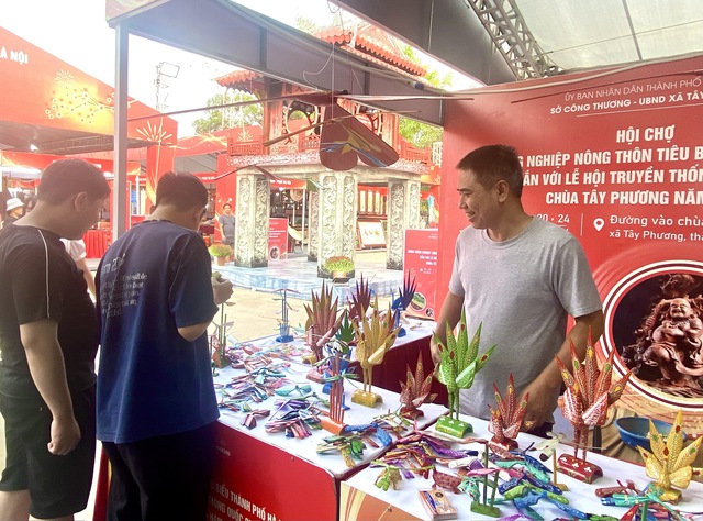 Quảng bá tinh hoa làng nghề gắn với Lễ hội chùa Tây Phương- Ảnh 3.