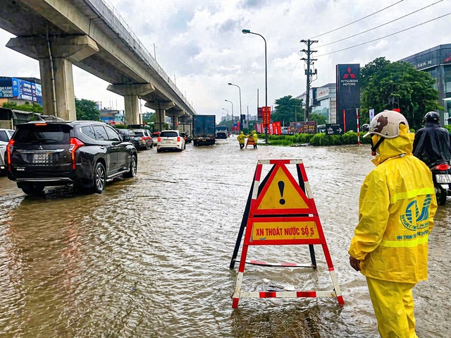 Hà Nội tăng tốc, quyết liệt xử lý dứt điểm các 'điểm nghẽn' úng ngập đô thị- Ảnh 1.