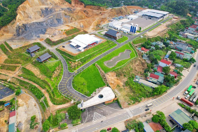 Khánh thành Nhà máy nước sạch Hòa Bình - Xuân Mai- Ảnh 2.