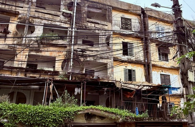 Tái thiết chung cư cũ: Đòn bẩy mở rộng không gian phát triển trong quy hoạch Thủ đô 100 năm- Ảnh 1. Tái thiết chung cư cũ: Đòn bẩy mở rộng không gian phát triển trong quy hoạch Thủ đô 100 năm- Ảnh 1.