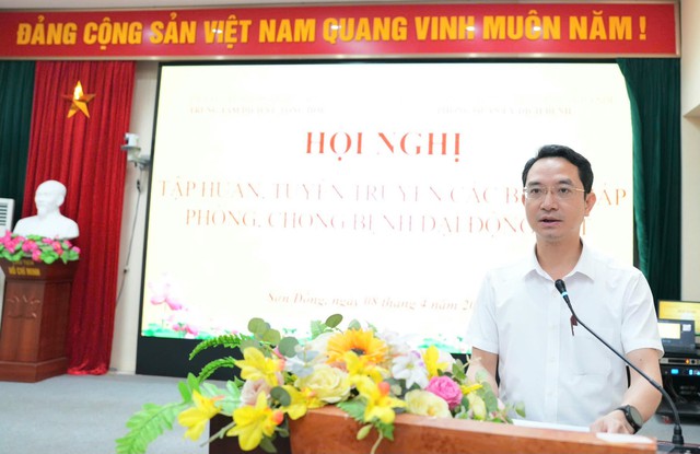 Tăng cường tập huấn phòng, chống bệnh dại cho cộng đồng chăn nuôi- Ảnh 1.