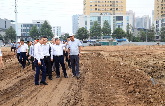 Hà Nội đẩy nhanh tiến độ 2 dự án khẩn cấp chống ngập, bổ cập nước sông Tô Lịch- Ảnh 1.