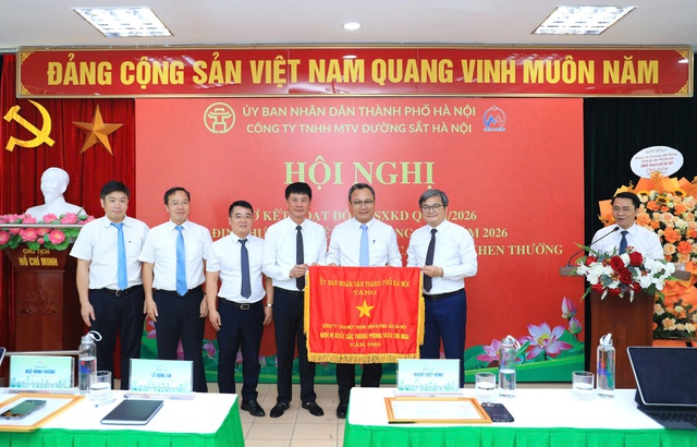 Metro Hà Nội hướng tới khai thác hiệu quả toàn hệ thống- Ảnh 3. Metro Hà Nội hướng tới khai thác hiệu quả toàn hệ thống- Ảnh 3.