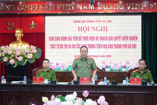 Giải quyết dứt điểm' điểm nghẽn' đô thị và ùn tắc giao thông Thủ đô - Ảnh 1.