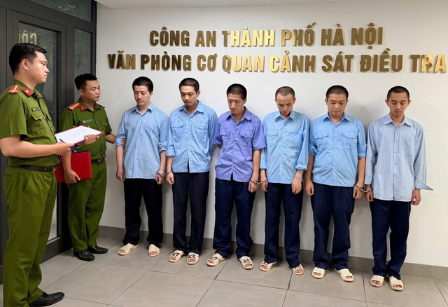 Công an Hà Nội triệt phá đường dây buôn lậu 300kg vàng - Ảnh 1. Công an Hà Nội triệt phá đường dây buôn lậu 300kg vàng - Ảnh 1.