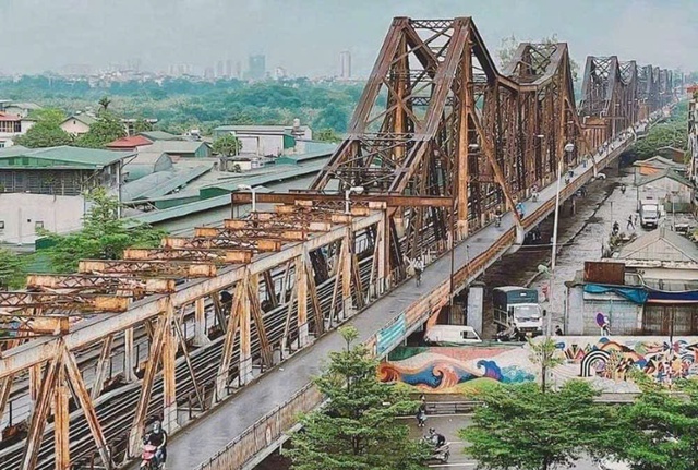 Các phương tiện được lưu thông trở lại trên cầu Long Biên từ ngày mai (28/5)- Ảnh 1. Các phương tiện được lưu thông trở lại trên cầu Long Biên từ ngày mai (28/5)- Ảnh 1.