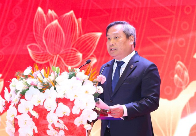 Chủ tịch UBND TP. Hà Nội Vũ Đại Thắng: Tập trung xây dựng nền quản trị địa phương hiện đại, hiệu lực, hiệu quả- Ảnh 1. Chủ tịch UBND TP. Hà Nội Vũ Đại Thắng: Tập trung xây dựng nền quản trị địa phương hiện đại, hiệu lực, hiệu quả- Ảnh 1.