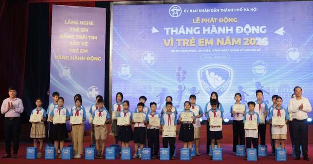 Tháng hành động vì trẻ em - Xây dựng 'hệ miễn dịch số' vững chắc cho tương lai- Ảnh 3. Tháng hành động vì trẻ em - Xây dựng 'hệ miễn dịch số' vững chắc cho tương lai- Ảnh 3.