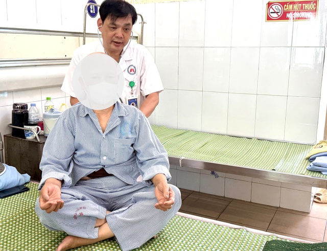 Kiến tạo môi trường y tế xanh, sạch khói thuốc vì sức khỏe cộng đồng- Ảnh 1. Kiến tạo môi trường y tế xanh, sạch khói thuốc vì sức khỏe cộng đồng- Ảnh 1.