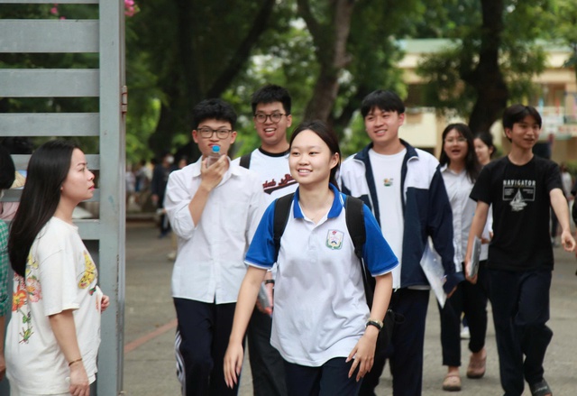 Hà Nội: Gần 128.000 thí sinh hoàn tất đăng ký thi tốt nghiệp THPT 2026- Ảnh 1.