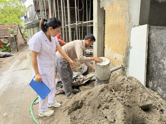 Kích hoạt phòng dịch từ cơ sở, ngăn chặn sốt xuất huyết bùng phát- Ảnh 3.