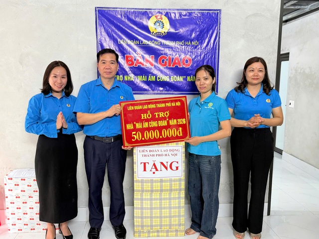 'Mái ấm Công đoàn' dành tặng cho đoàn viên hoàn cảnh khó khăn- Ảnh 1.