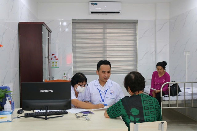 Hà Nội rà soát, lập danh sách đối tượng khám sức khỏe định kỳ, sàng lọc miễn phí- Ảnh 1.
