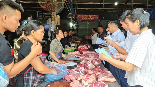 Tăng cường kiểm tra hiệu quả kiểm soát giết mổ động vật tại các địa phương- Ảnh 2.