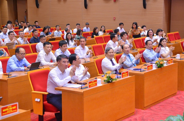 Báo chí đồng hành cùng Hà Nội: Khơi dậy khát vọng và kiến tạo động lực phát triển Thủ đô trong kỷ nguyên mới- Ảnh 1.