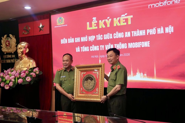 Kiến tạo lá chắn số, xây dựng Thủ đô an toàn, thông minh- Ảnh 3. Kiến tạo lá chắn số, xây dựng Thủ đô an toàn, thông minh- Ảnh 3.