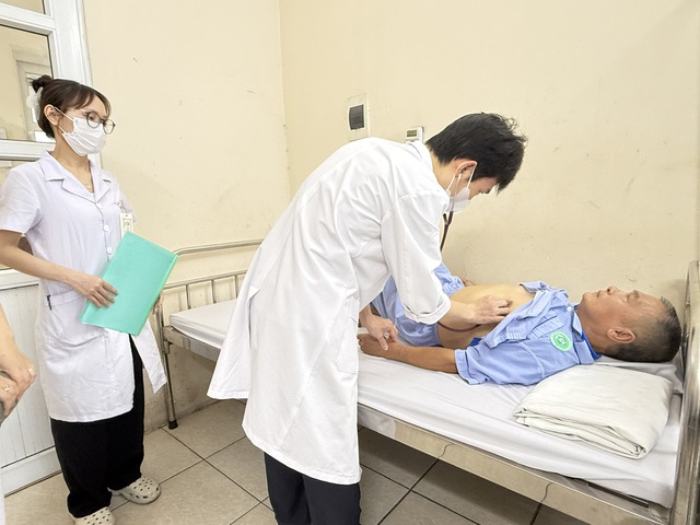 Khám sức khỏe định kỳ - giải pháp quan trọng phát hiện sớm bệnh tật- Ảnh 1.