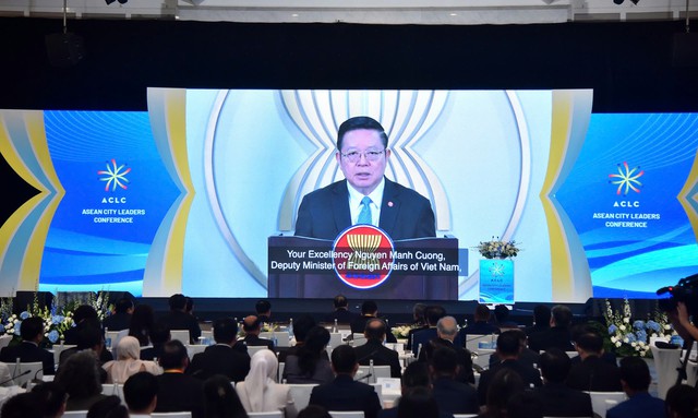 Các đô thị ASEAN: 'Lấy con người làm trung tâm, chất lượng cuộc sống là thước đo phát triển'- Ảnh 3. Các đô thị ASEAN: 'Lấy con người làm trung tâm, chất lượng cuộc sống là thước đo phát triển'- Ảnh 3.