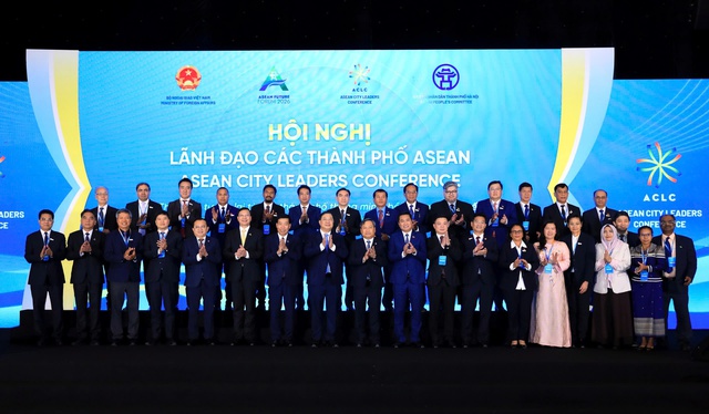 Kiến tạo Đô thị ASEAN Thông minh, Xanh và Nhân văn: Tầm nhìn từ Thủ đô Hà Nội- Ảnh 4. Kiến tạo Đô thị ASEAN Thông minh, Xanh và Nhân văn: Tầm nhìn từ Thủ đô Hà Nội- Ảnh 4.
