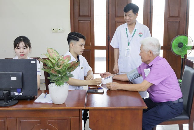 Bệnh viện đa khoa Ba Vì khám bệnh, tầm soát bệnh lý miễn phí cho người dân- Ảnh 1. Bệnh viện đa khoa Ba Vì khám bệnh, tầm soát bệnh lý miễn phí cho người dân- Ảnh 1.