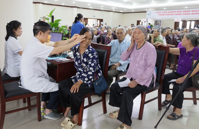 Bệnh viện đa khoa Ba Vì khám bệnh, tầm soát bệnh lý miễn phí cho người dân- Ảnh 2. Bệnh viện đa khoa Ba Vì khám bệnh, tầm soát bệnh lý miễn phí cho người dân- Ảnh 2.