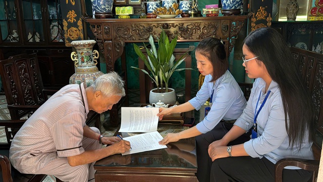 Hà Nội: Đột phá trong dịch vụ hành chính công, không để gián đoạn dòng tiền an sinh- Ảnh 1. Hà Nội: Đột phá trong dịch vụ hành chính công, không để gián đoạn dòng tiền an sinh- Ảnh 1.