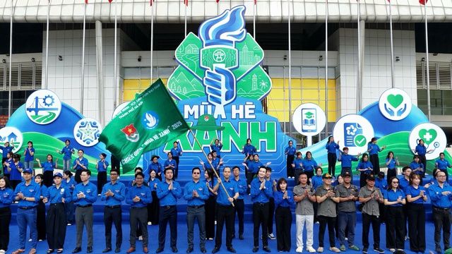 Lễ xuất quân Chiến dịch tình nguyện Mùa hè xanh 2026- Ảnh 1. Lễ xuất quân Chiến dịch tình nguyện Mùa hè xanh 2026- Ảnh 1.