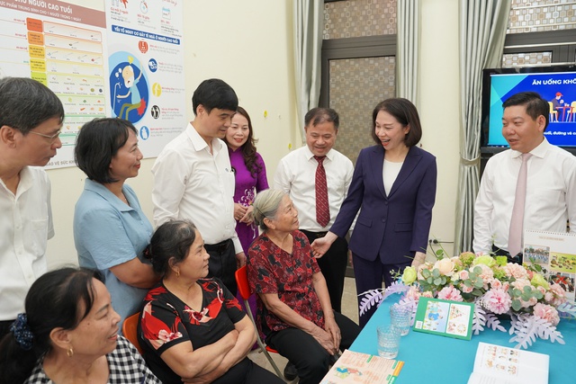 Mô hình chăm sóc sức khỏe ban ngày cho người cao tuổi - Lan toả an sinh xã hội cộng đồng- Ảnh 2. Mô hình chăm sóc sức khỏe ban ngày cho người cao tuổi - Lan toả an sinh xã hội cộng đồng- Ảnh 2.
