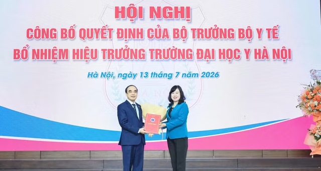 Bổ nhiệm Hiệu trưởng Trường Đại học Y Hà Nội theo mô hình quản trị mới- Ảnh 1. Bổ nhiệm Hiệu trưởng Trường Đại học Y Hà Nội theo mô hình quản trị mới- Ảnh 1.