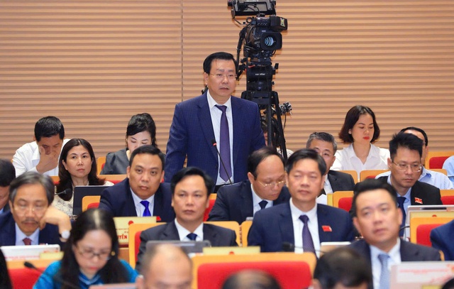 HĐND TP. Hà Nội chất vấn nhiều vấn đề 'nóng' về an toàn thực phẩm - Ảnh 11. HĐND TP. Hà Nội chất vấn nhiều vấn đề 'nóng' về an toàn thực phẩm - Ảnh 11.