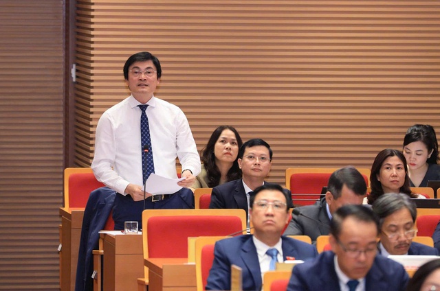 HĐND TP. Hà Nội chất vấn nhiều vấn đề 'nóng' về an toàn thực phẩm - Ảnh 10. HĐND TP. Hà Nội chất vấn nhiều vấn đề 'nóng' về an toàn thực phẩm - Ảnh 10.