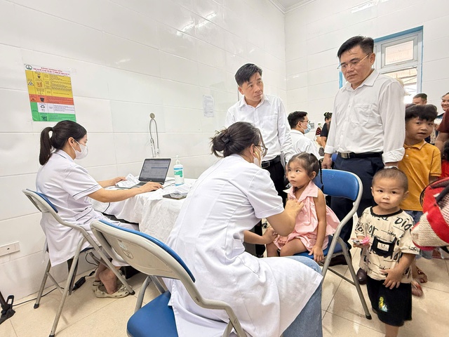 Lan toả giá trị nhân văn từ chương trình khám sức khỏe miễn phí cho trẻ em- Ảnh 2.