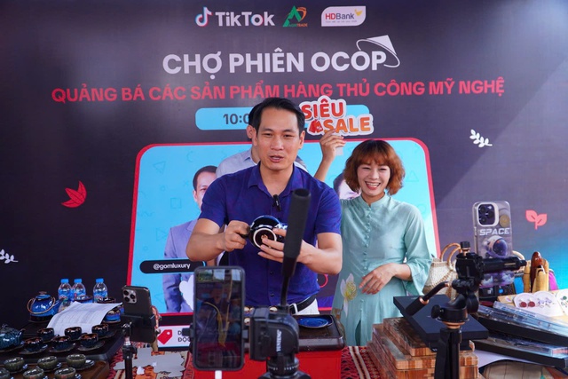 Hà Nội: Kinh tế số đang trở thành động lực tăng trưởng chính- Ảnh 2. Hà Nội: Kinh tế số đang trở thành động lực tăng trưởng chính- Ảnh 2.