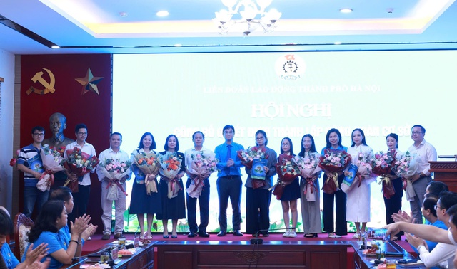 Thành lập mới 45 Công đoàn cơ sở nhân dịp kỷ niệm ngày truyền thống- Ảnh 1. Thành lập mới 45 Công đoàn cơ sở nhân dịp kỷ niệm ngày truyền thống- Ảnh 1.