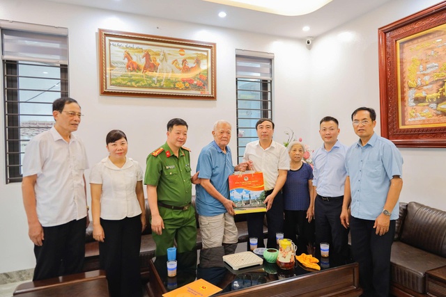 Các địa phương tổ chức nhiều hoạt động tri ân Ngày Thương binh- Liệt sĩ- Ảnh 1.