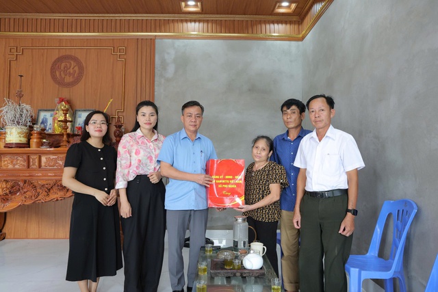 Các địa phương tổ chức nhiều hoạt động tri ân Ngày Thương binh- Liệt sĩ- Ảnh 4.