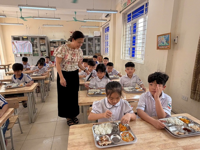 Hà Nội: 6 tiêu chí ưu tiên để bổ nhiệm Hiệu trưởng trong sắp xếp hệ thống cơ sở giáo dục công lập- Ảnh 2.