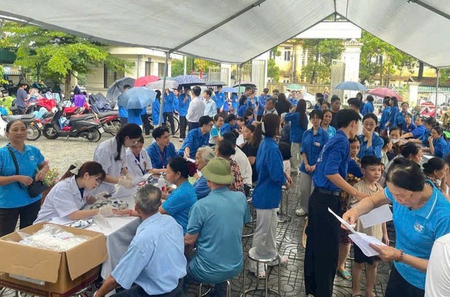 Lan tỏa đạo lý 'Uống nước nhớ nguồn' qua các hoạt động tri ân người có công- Ảnh 2.