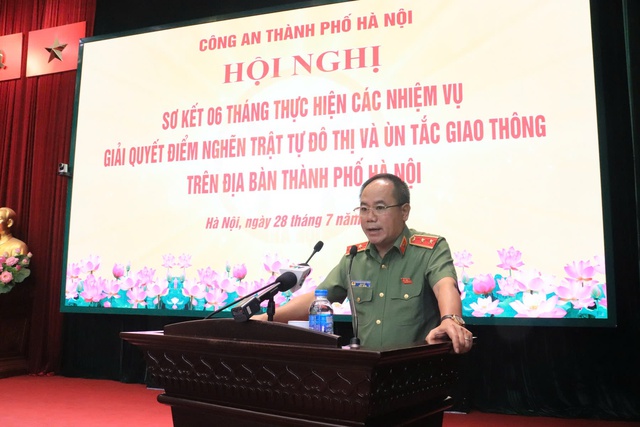 Hà Nội quyết liệt xử lý 'điểm nghẽn' trật tự đô thị, ùn tắc giao thông- Ảnh 5.