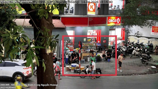 Hà Nội quyết liệt xử lý 'điểm nghẽn' trật tự đô thị, ùn tắc giao thông- Ảnh 2.
