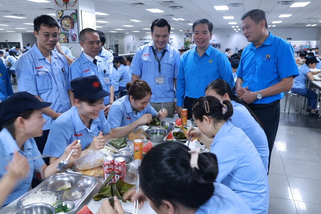 Xây dựng quan hệ lao động hài hòa: Công đoàn Thủ đô hướng về cơ sở- Ảnh 2.