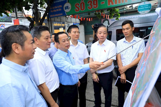 Hà Nội tập trung tháo gỡ vướng mắc, đẩy nhanh các dự án lớn theo cơ chế đặc thù- Ảnh 1.