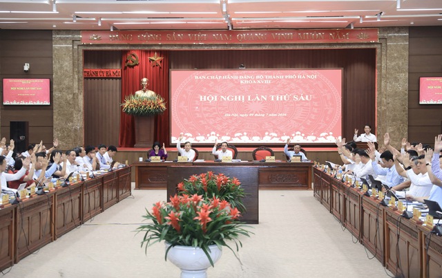 Đảng bộ Hà Nội quyết nghị những vấn đề chiến lược khơi thông nguồn lực, tạo động lực bứt phá phát triển- Ảnh 6. Đảng bộ Hà Nội quyết nghị những vấn đề chiến lược khơi thông nguồn lực, tạo động lực bứt phá phát triển- Ảnh 6.