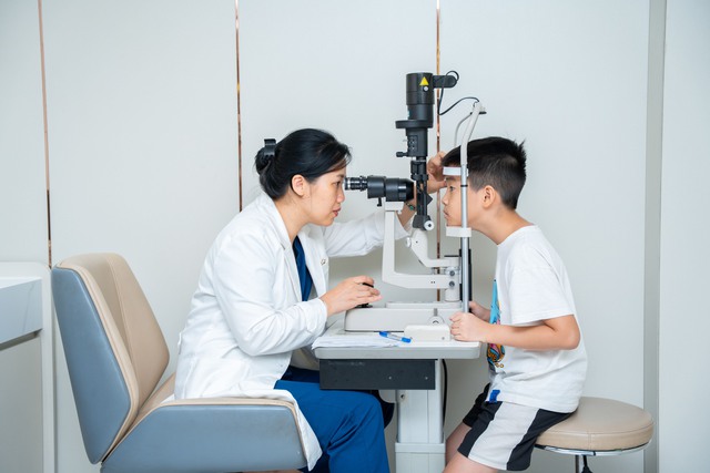 Xây mô hình chăm sóc mắt cho trẻ theo định hướng quốc tế- Ảnh 1.