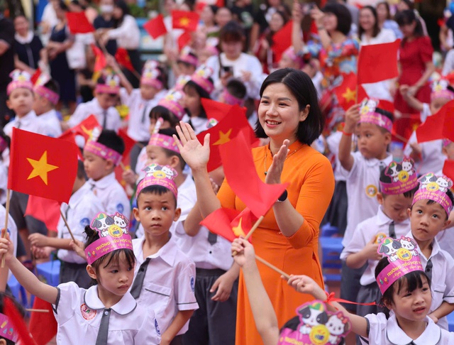 Nhiều xã, phường của Hà Nội tiếp tục hoàn thành việc sắp xếp mạng lưới trường học- Ảnh 2.