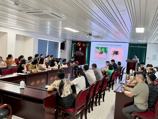 Nâng cao kỹ năng giám sát, điều tra, xử lý ổ dịch sốt xuất huyết- Ảnh 1.