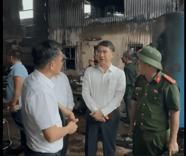 Lãnh đạo TP. Hà Nội chỉ đạo khẩn trương khắc phục hậu quả vụ cháy tại Chương Mỹ- Ảnh 1.