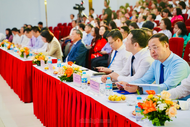 Hà Nội đổi mới tư duy, nâng cao hơn nữa chất lượng giáo dục trong năm học mới- Ảnh 1.