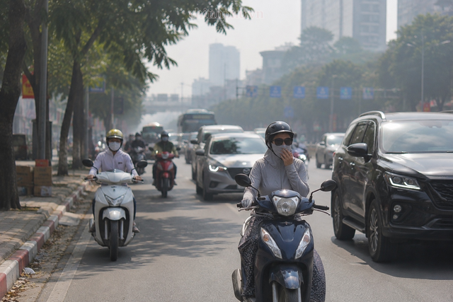 Hà Nội tăng cường kiểm soát ô nhiễm không khí trước mùa Đông - Xuân- Ảnh 1.